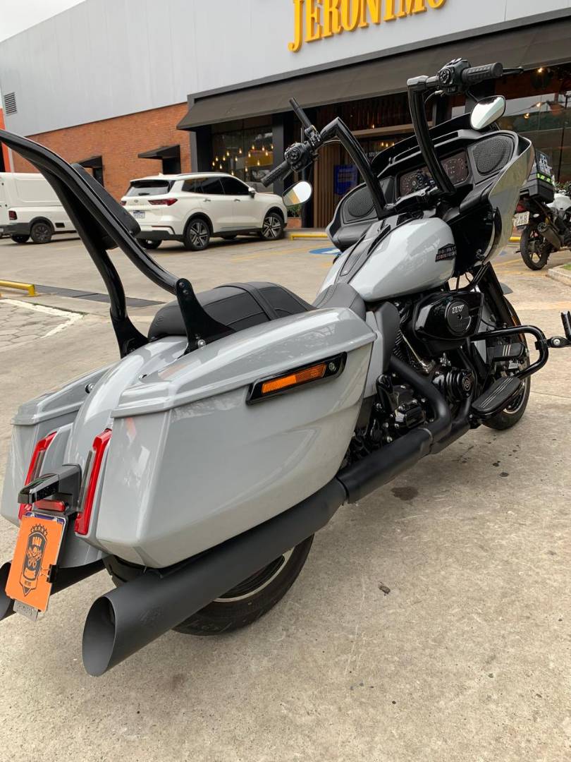 HARLEY-DAVIDSON ROAD GLIDE SPECIAL