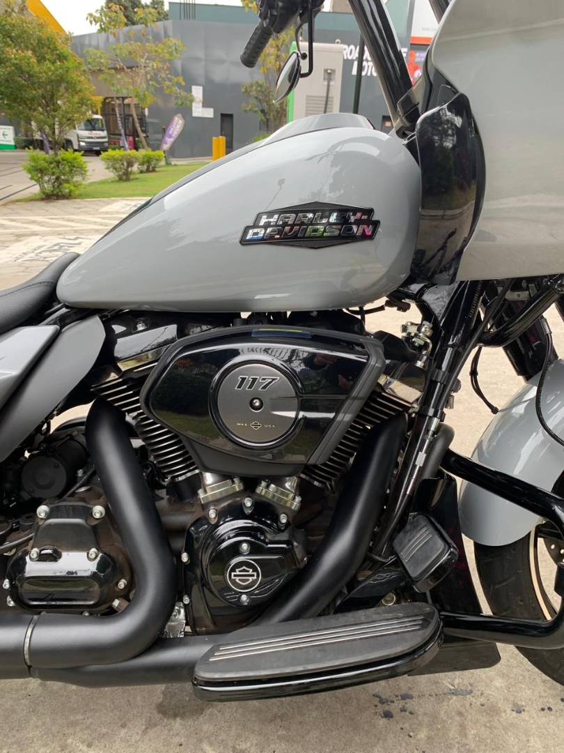 HARLEY-DAVIDSON ROAD GLIDE SPECIAL