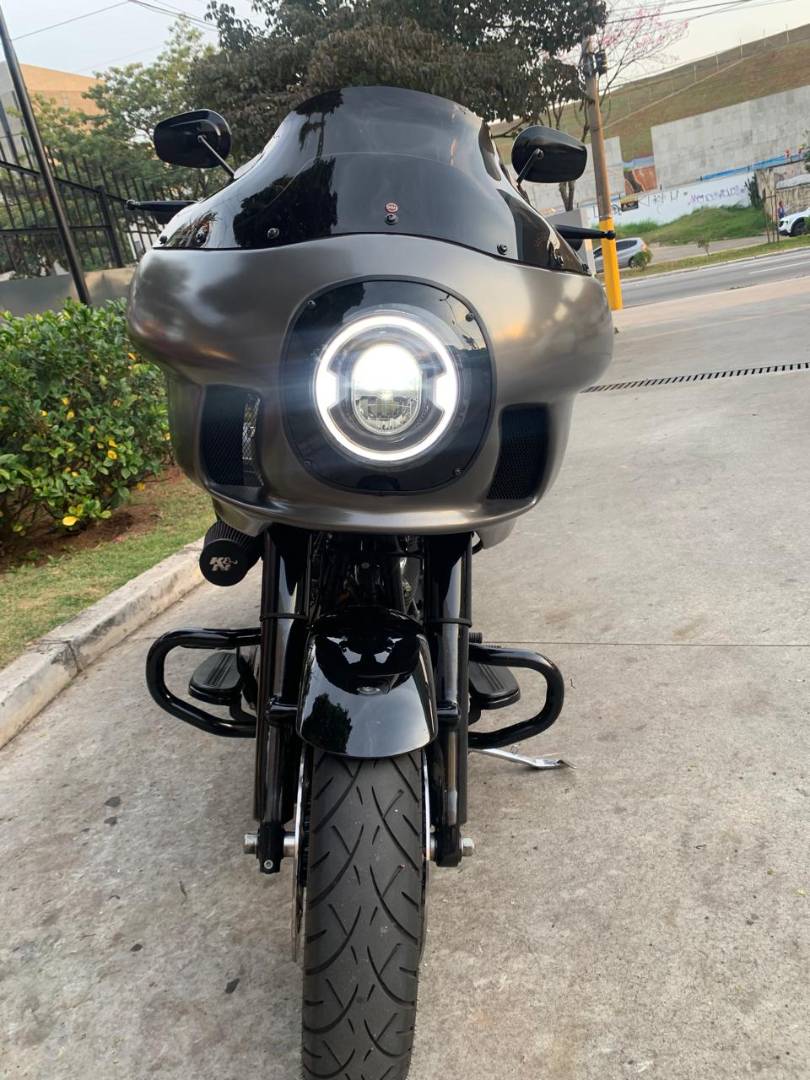 HARLEY-DAVIDSON ROAD KING SPECIAL