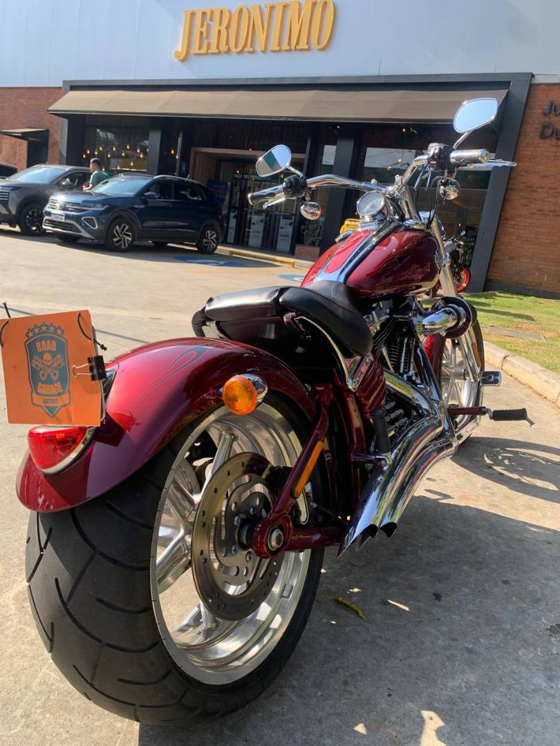 HARLEY-DAVIDSON ROCKER C