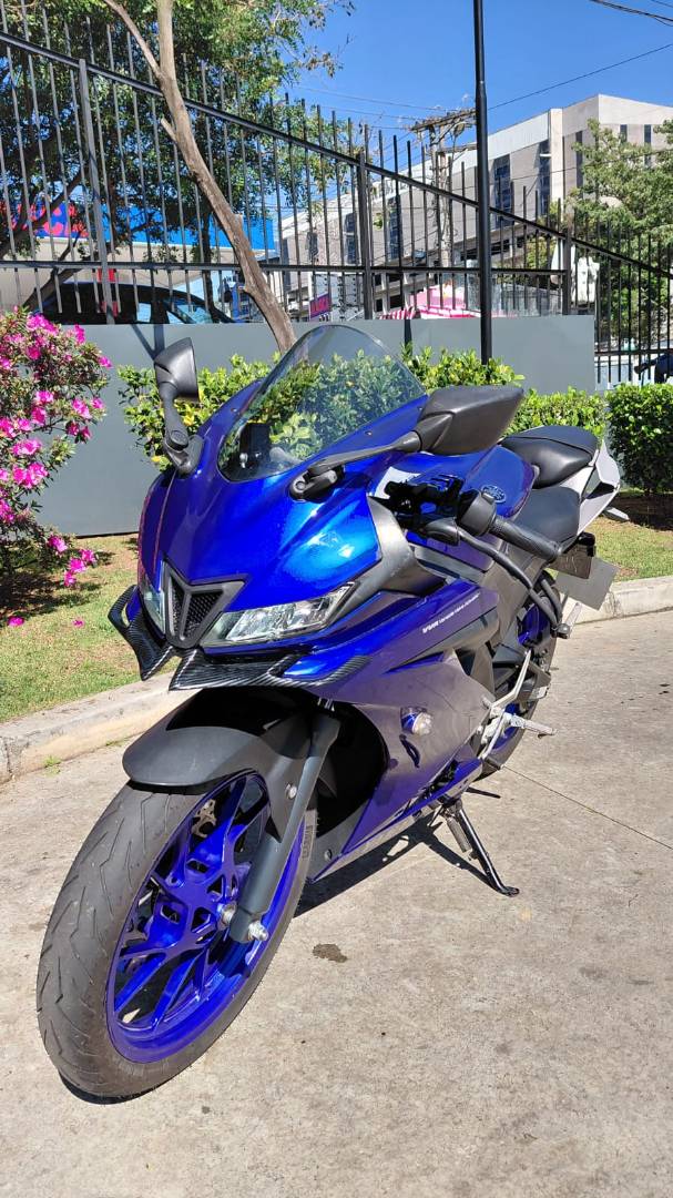 YAMAHA YZF R15