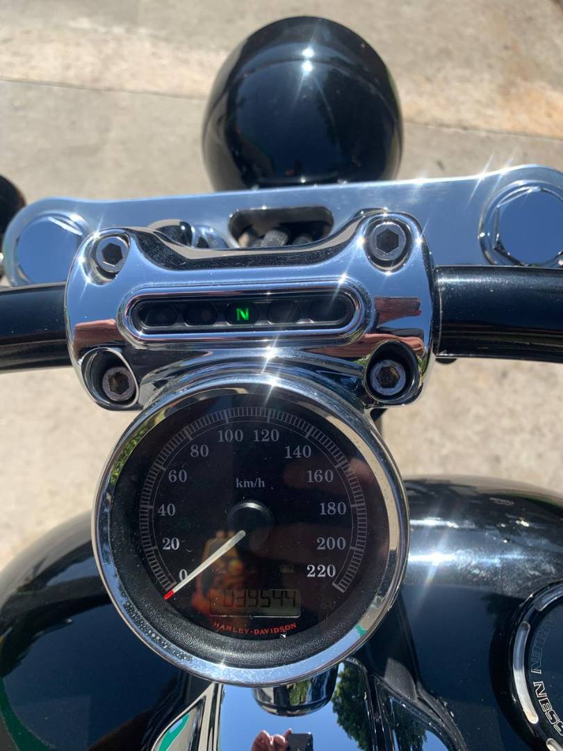 HARLEY-DAVIDSON SOFTAIL BREAKOUT