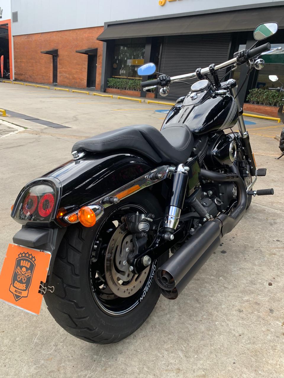 HARLEY-DAVIDSON DYNA FAT BOB