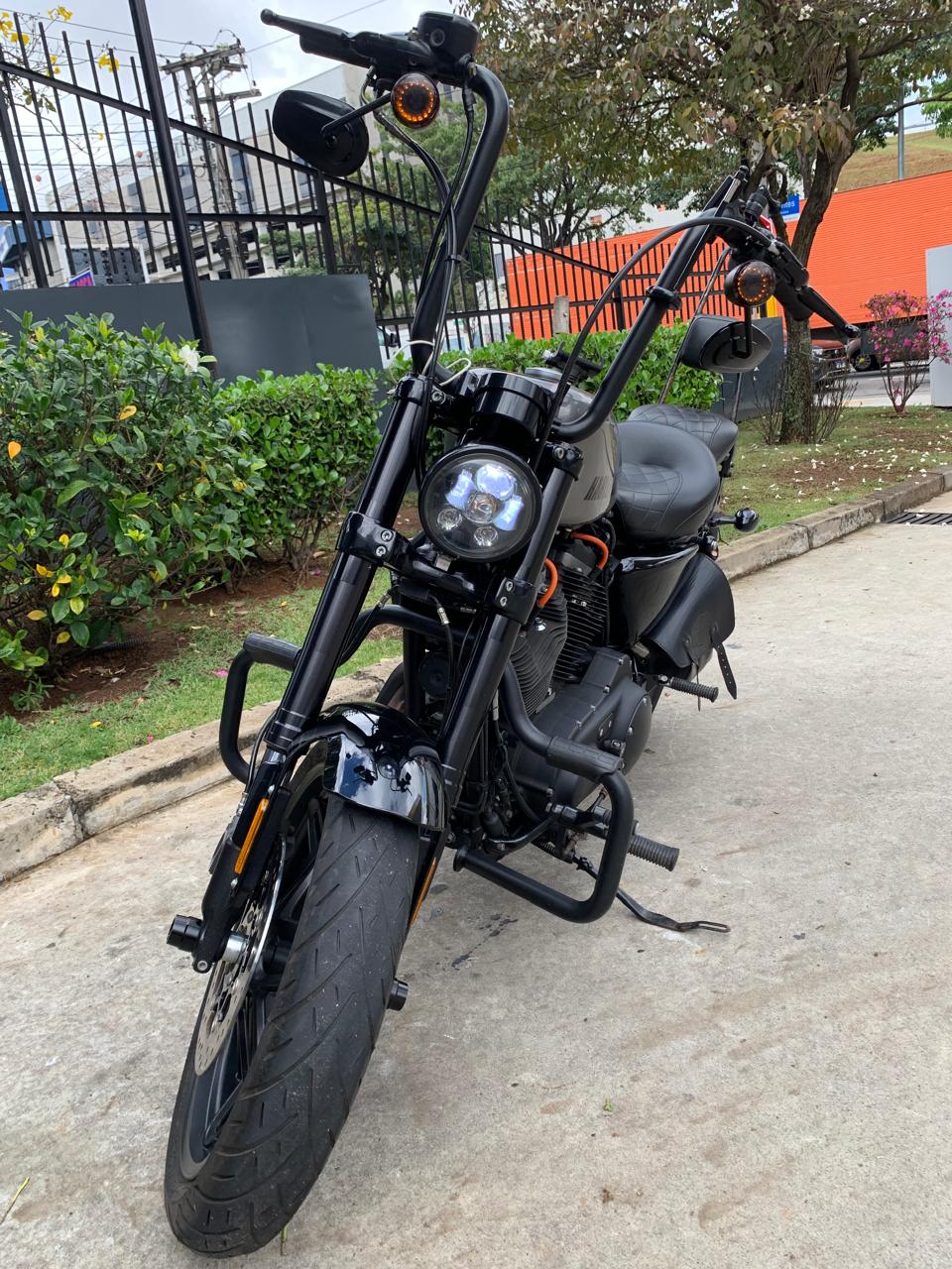 HARLEY-DAVIDSON SPORTSTER ROADSTER