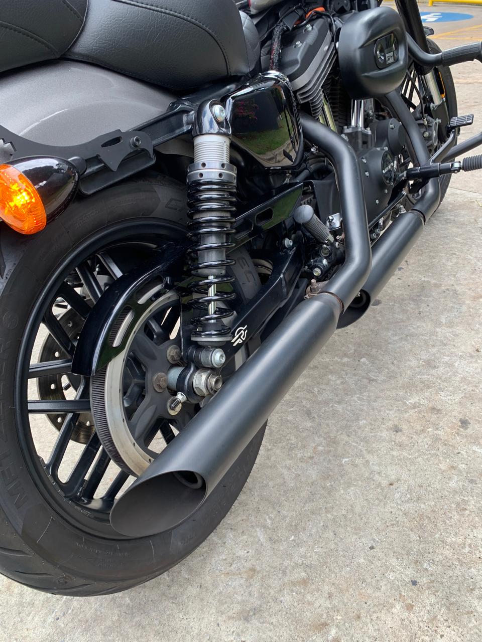 HARLEY-DAVIDSON SPORTSTER ROADSTER