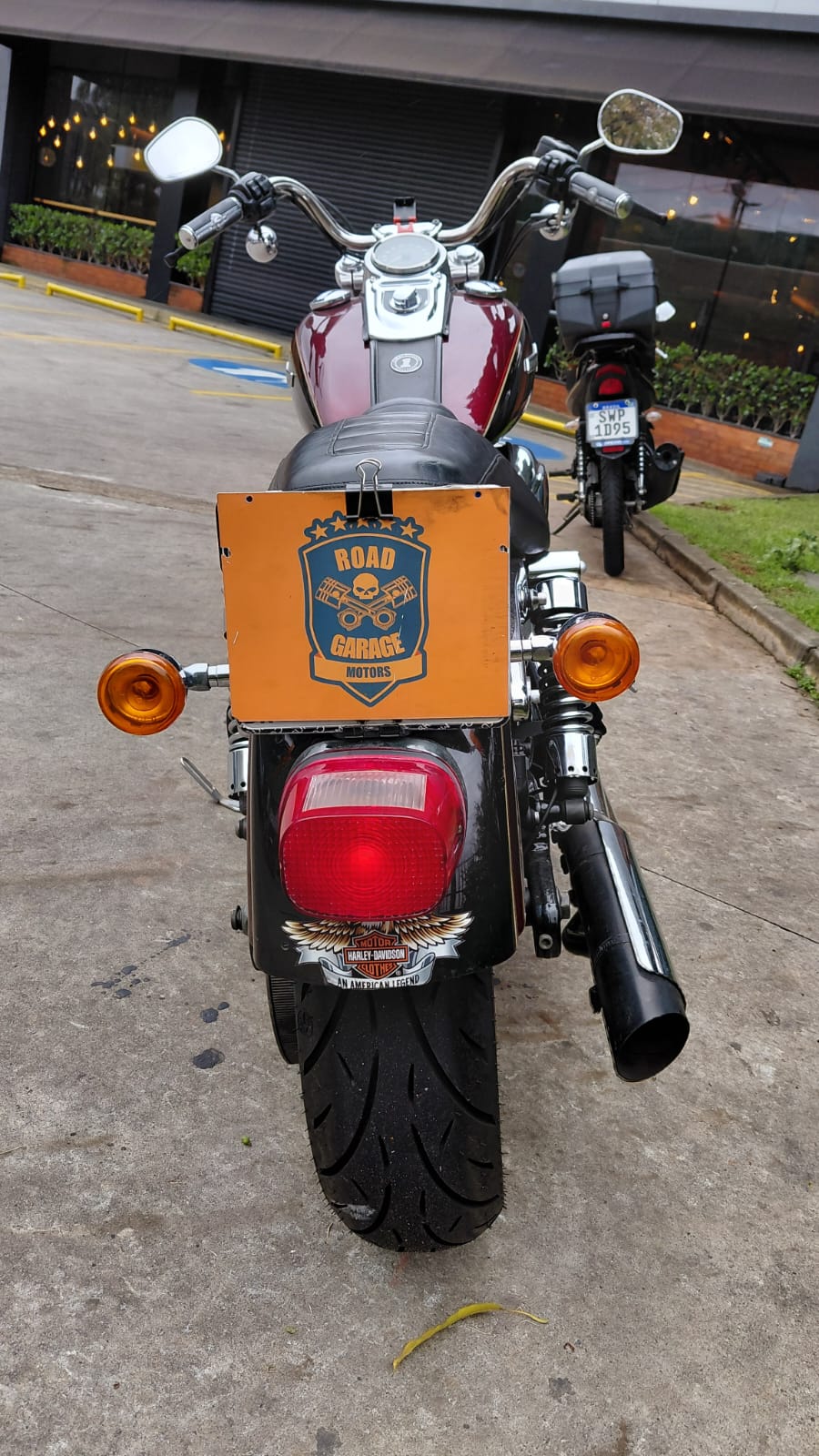 HARLEY-DAVIDSON DYNA SUPER GLIDE CUSTOM