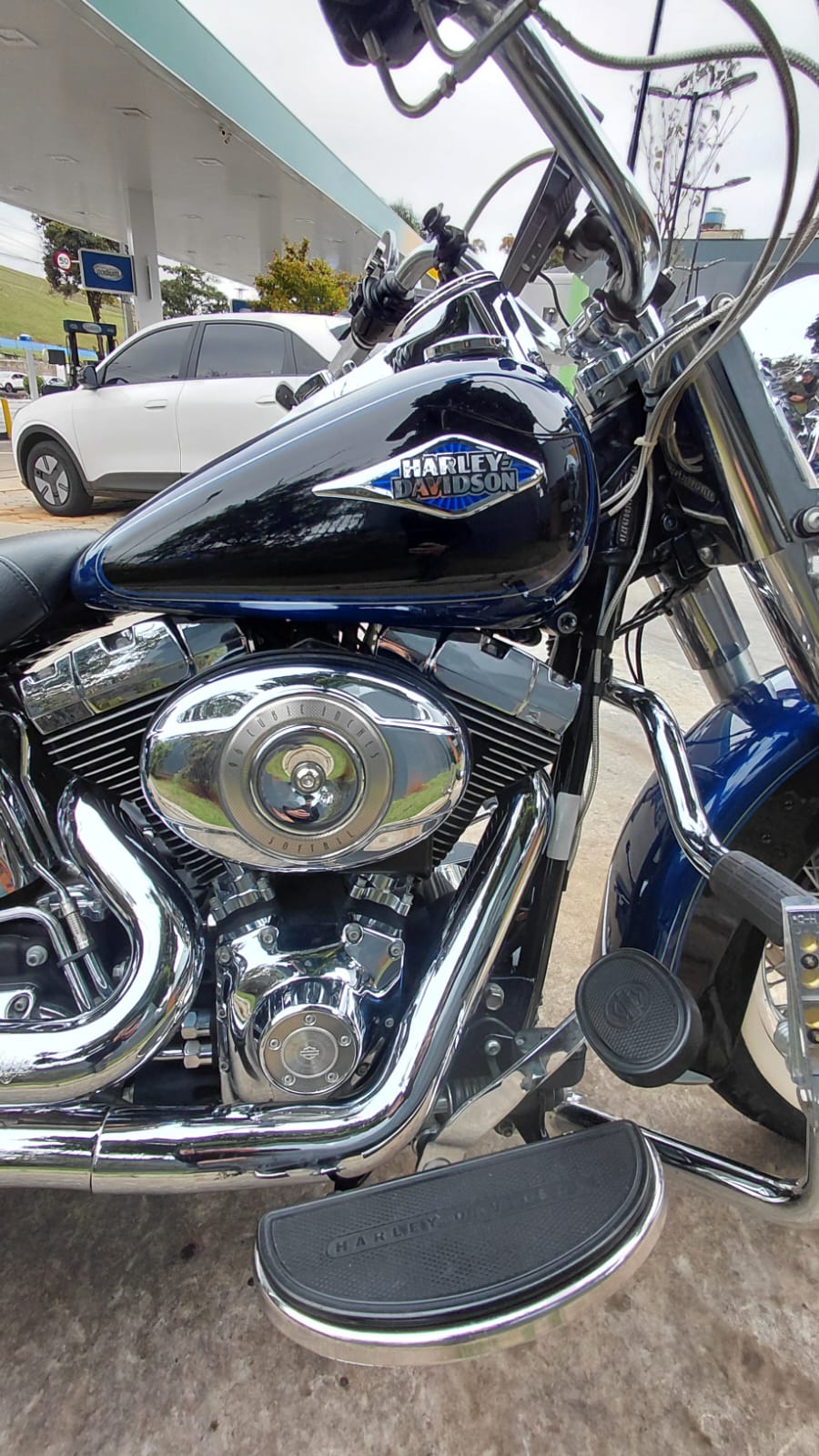 HARLEY-DAVIDSON HERITAGE SOFTAIL CLASSIC