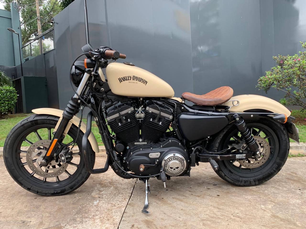 HARLEY-DAVIDSON SPORTSTER XL 883 N IRON