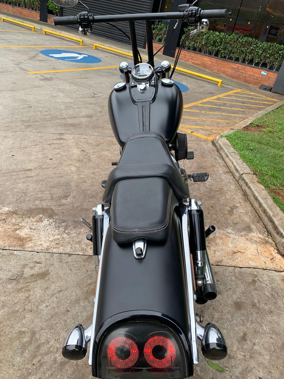 HARLEY-DAVIDSON DYNA FAT BOB