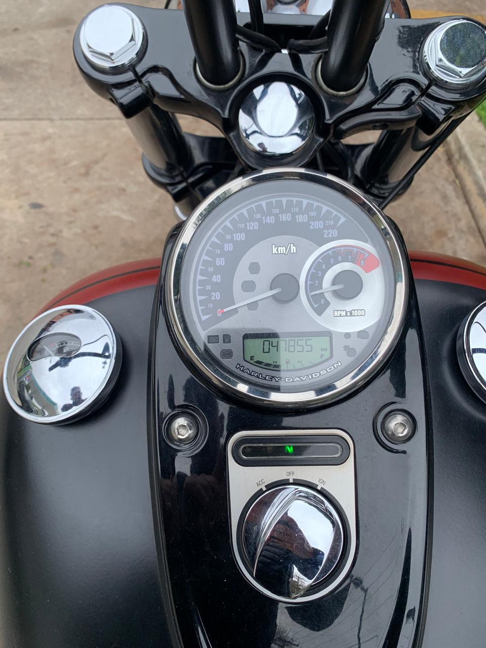 HARLEY-DAVIDSON DYNA FAT BOB