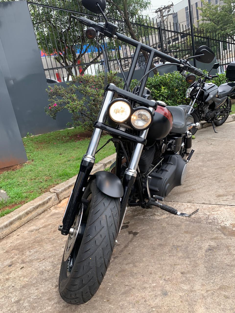 HARLEY-DAVIDSON DYNA FAT BOB