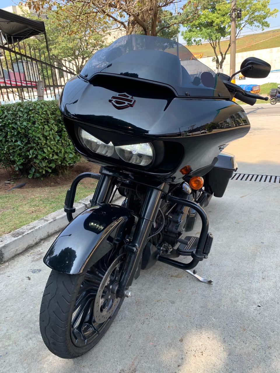 HARLEY-DAVIDSON ROAD GLIDE SPECIAL
