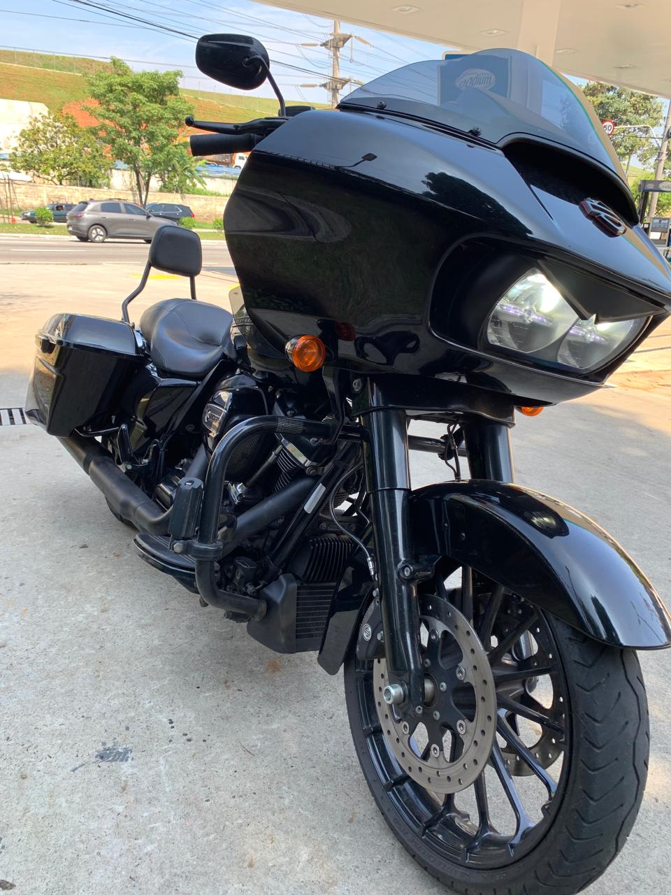 HARLEY-DAVIDSON ROAD GLIDE SPECIAL