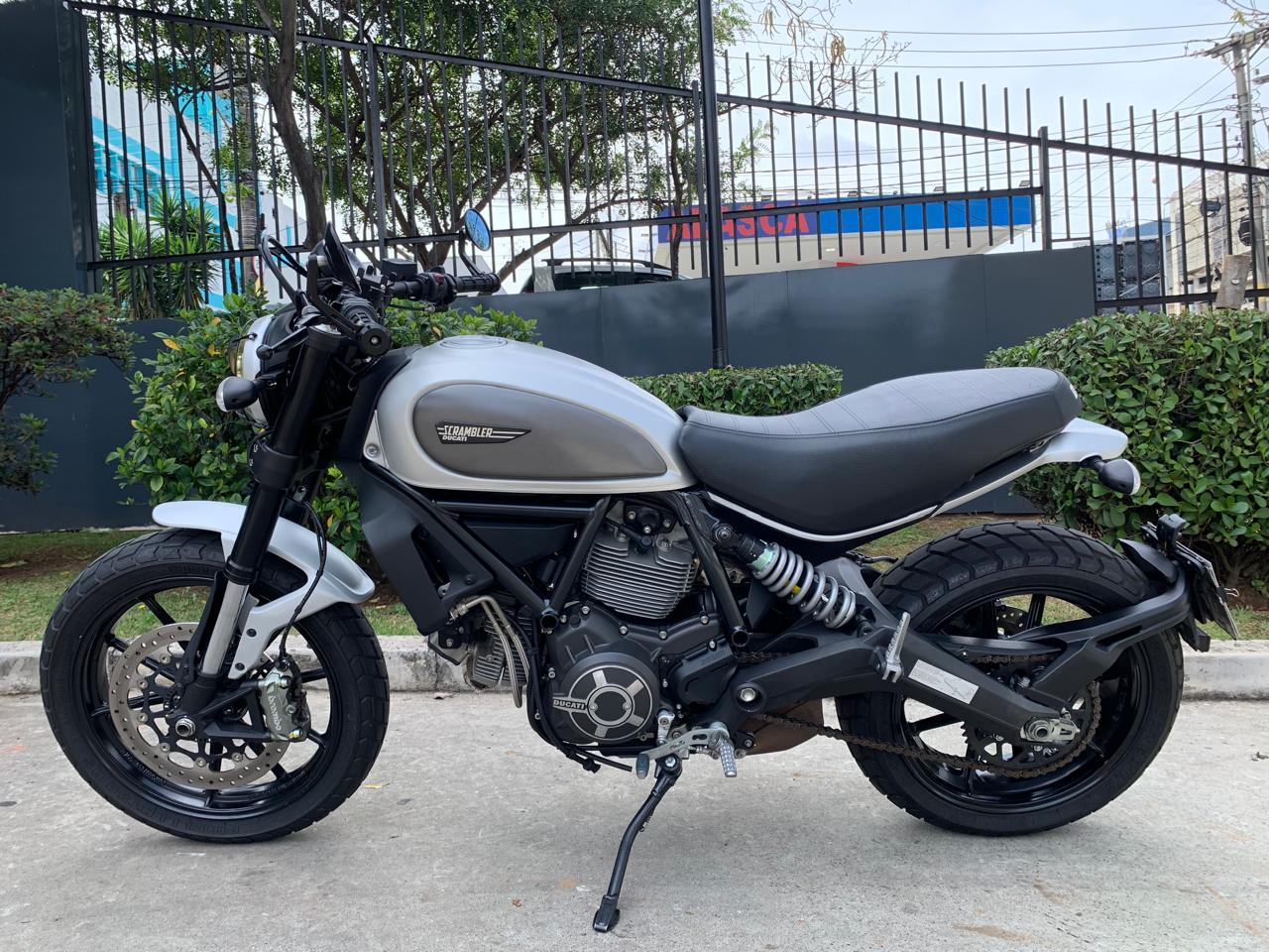 DUCATI SCRAMBLER ICON