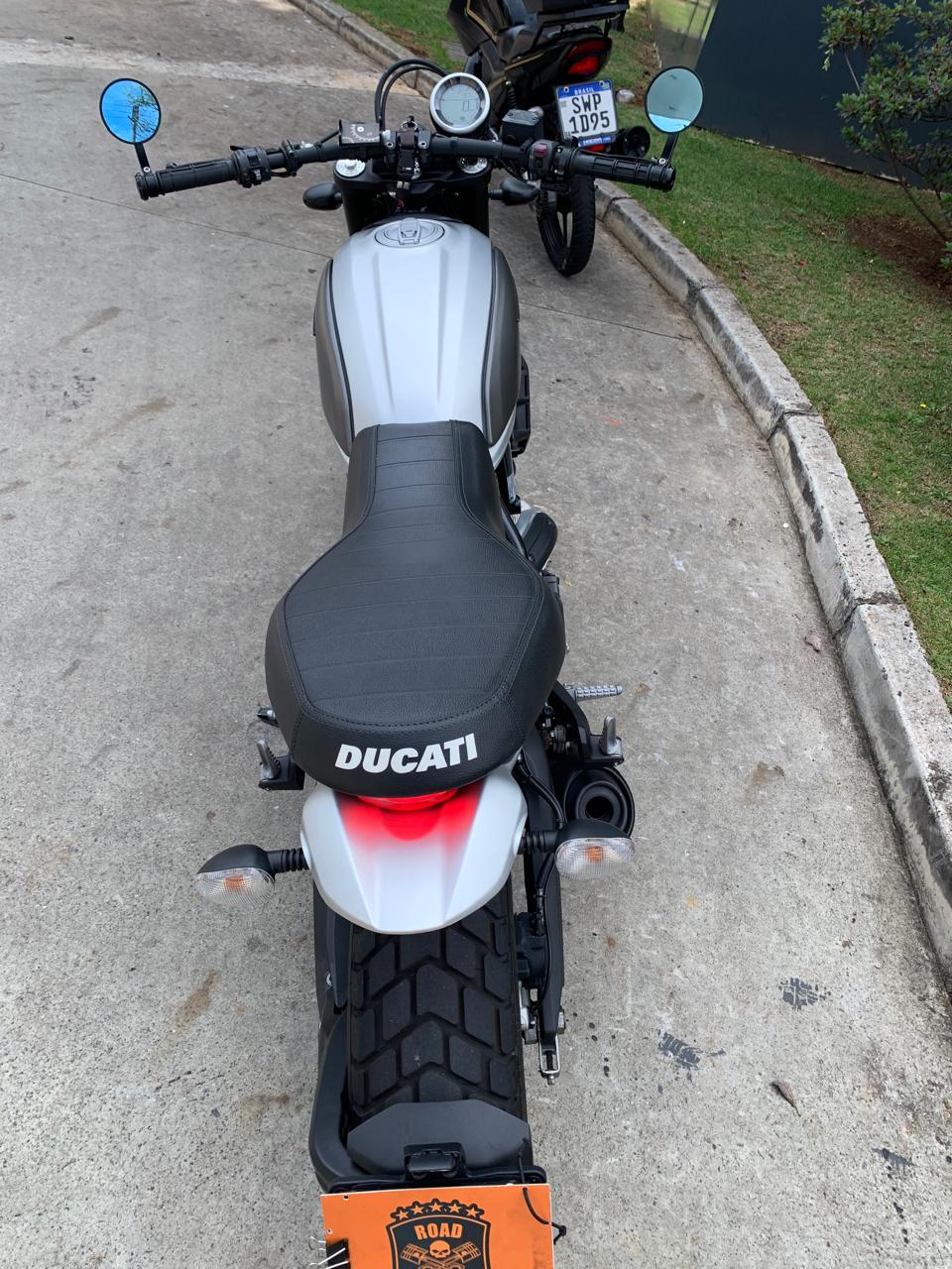 DUCATI SCRAMBLER ICON
