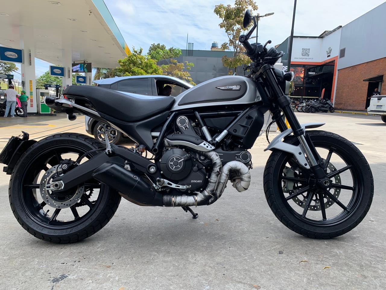 DUCATI SCRAMBLER ICON