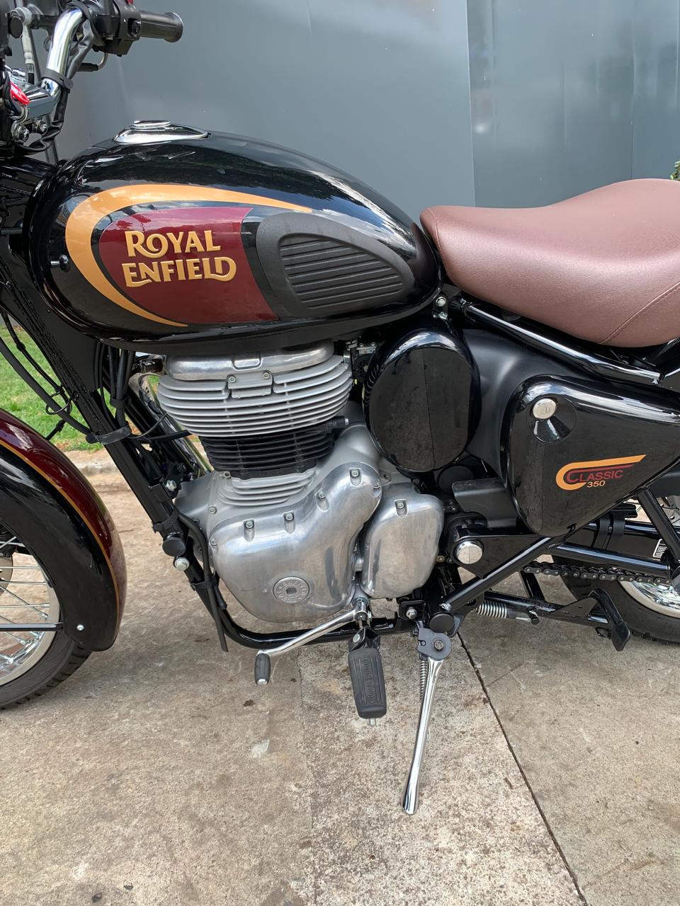 ROYAL ENFIELD CLASSIC 500