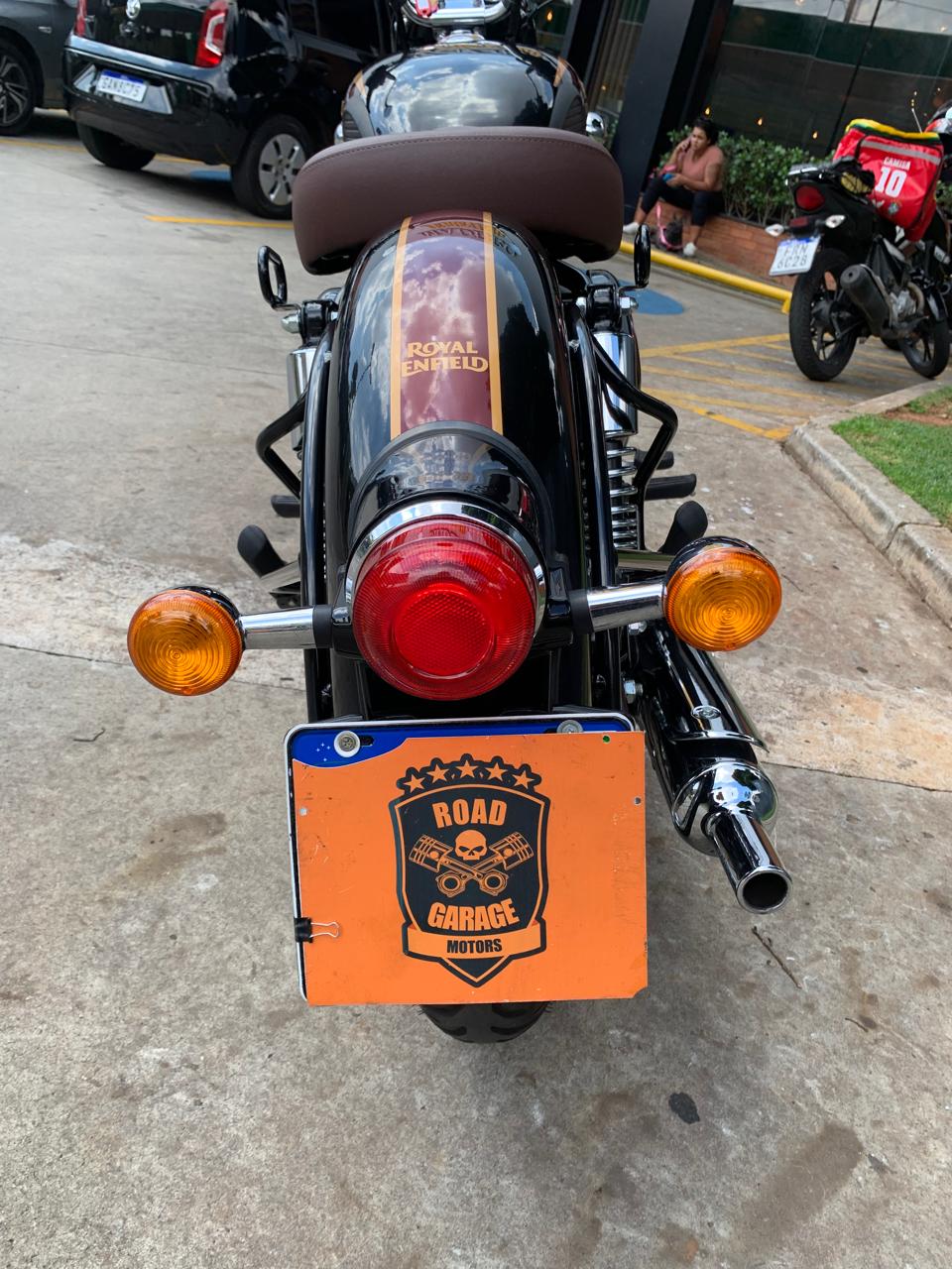 ROYAL ENFIELD CLASSIC 500
