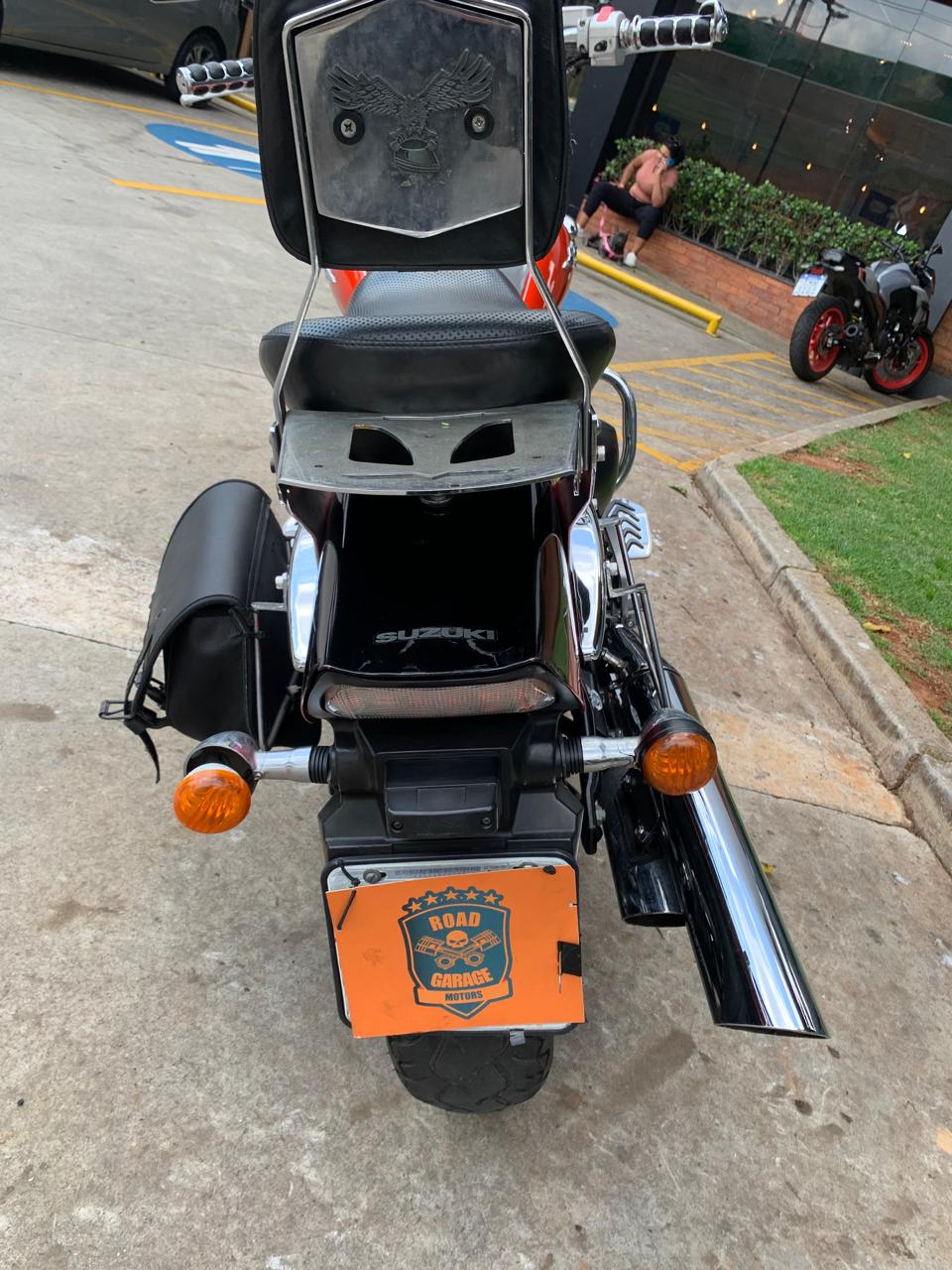 SUZUKI BOULEVARD M800