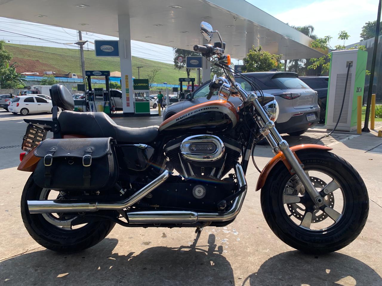 HARLEY-DAVIDSON SPORTSTER 1200 CUSTOM CA LIMITED