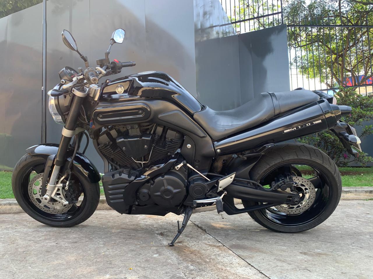 YAMAHA MT-01