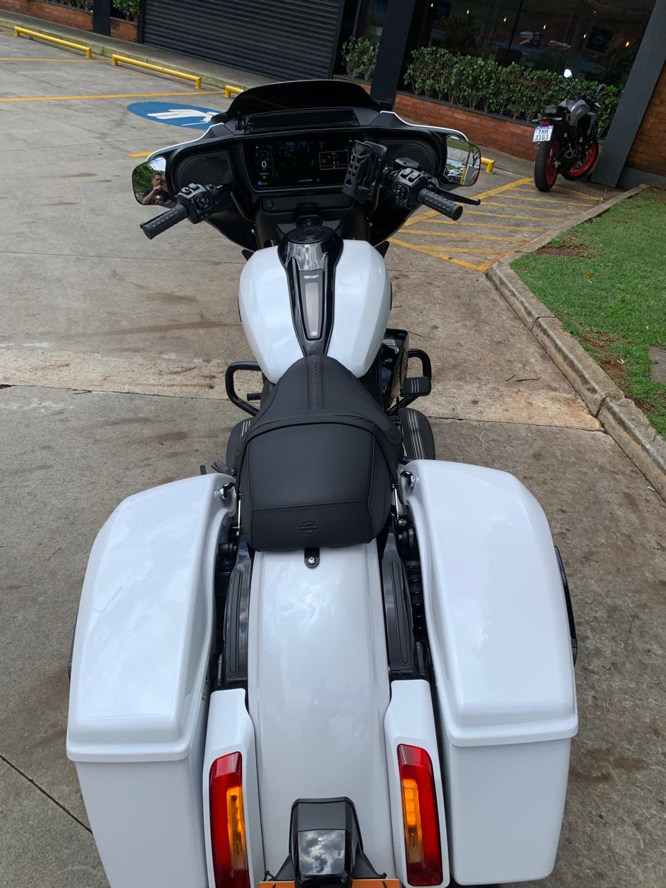 HARLEY-DAVIDSON STREET GLIDE SPECIAL
