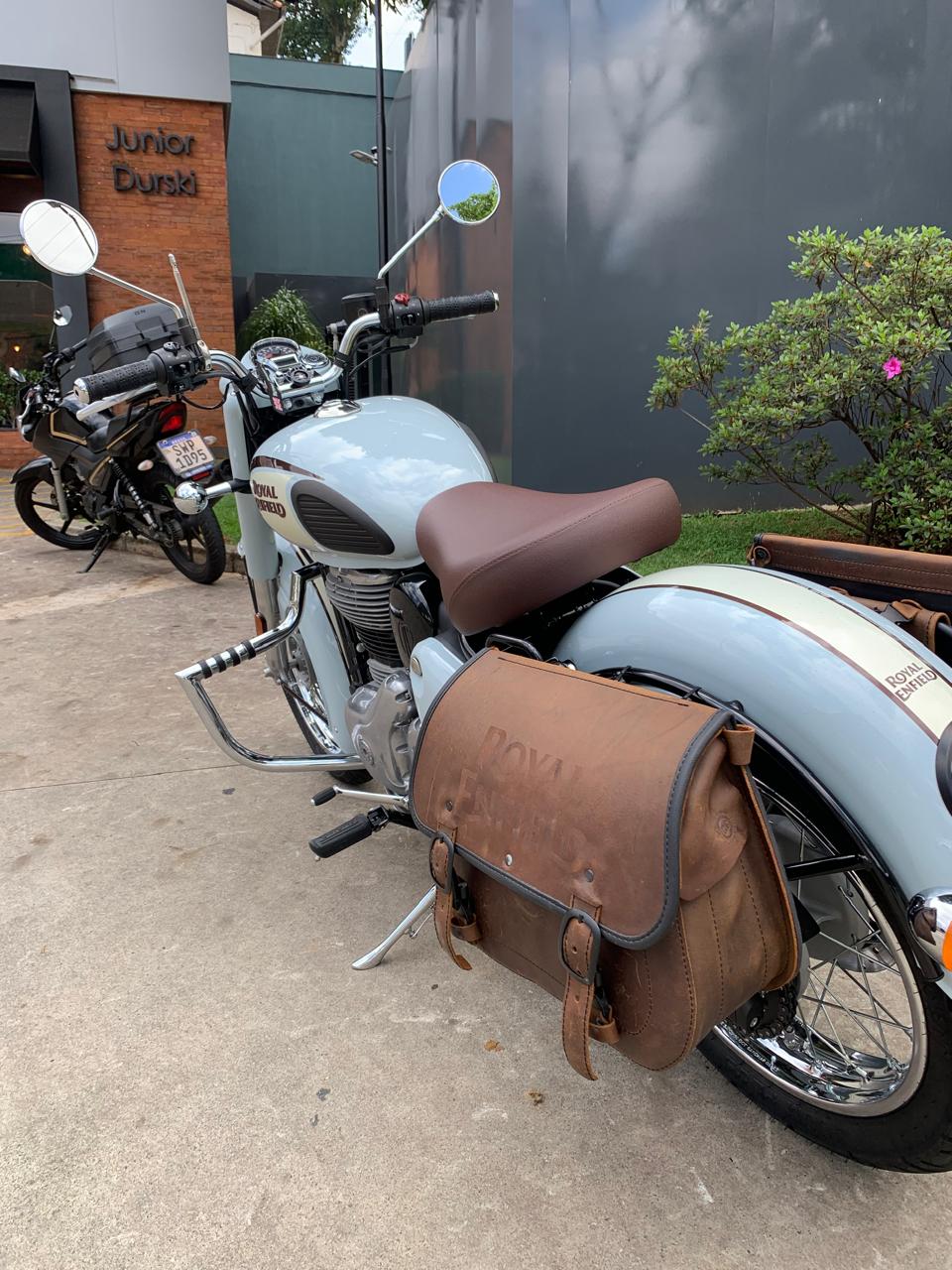 ROYAL ENFIELD CLASSIC 500