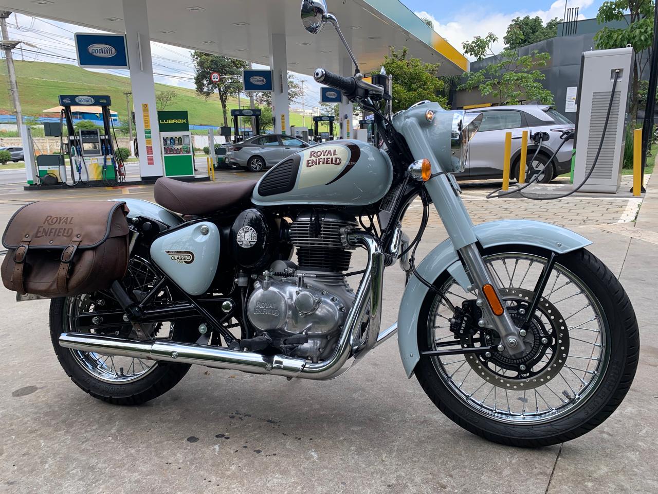 ROYAL ENFIELD CLASSIC 500