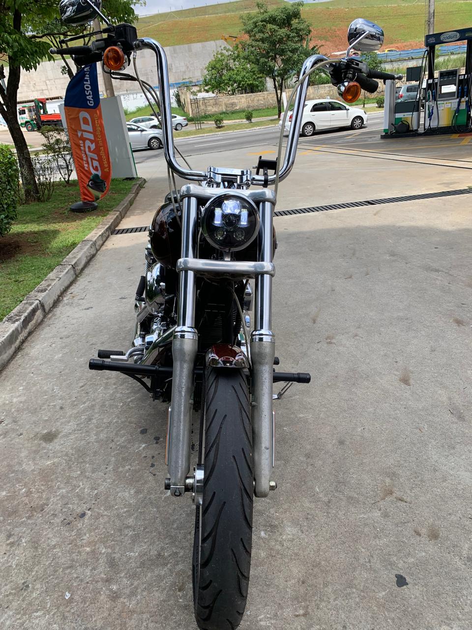 HARLEY-DAVIDSON DYNA SUPER GLIDE CUSTOM