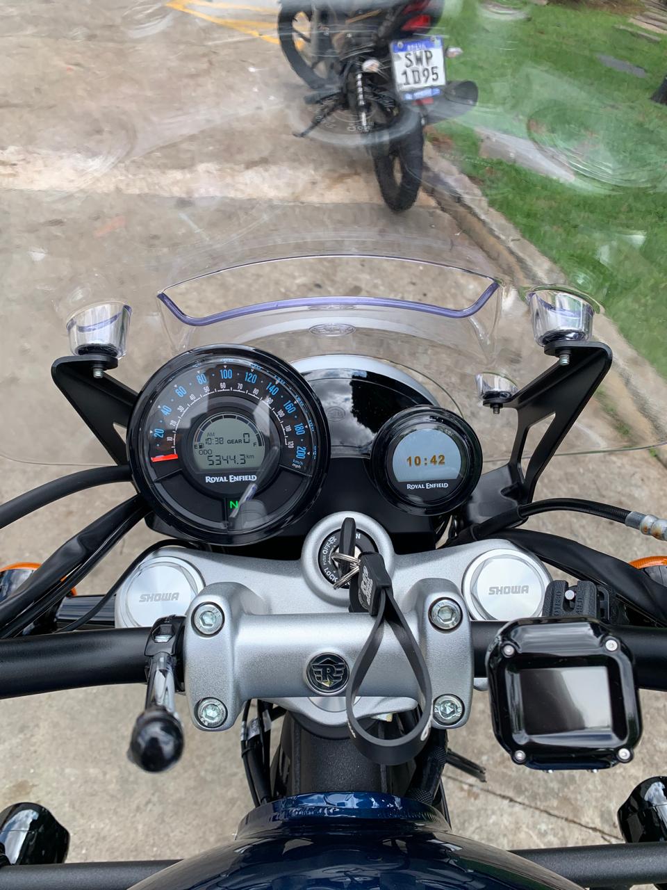 ROYAL ENFIELD SUPER METEOR 650