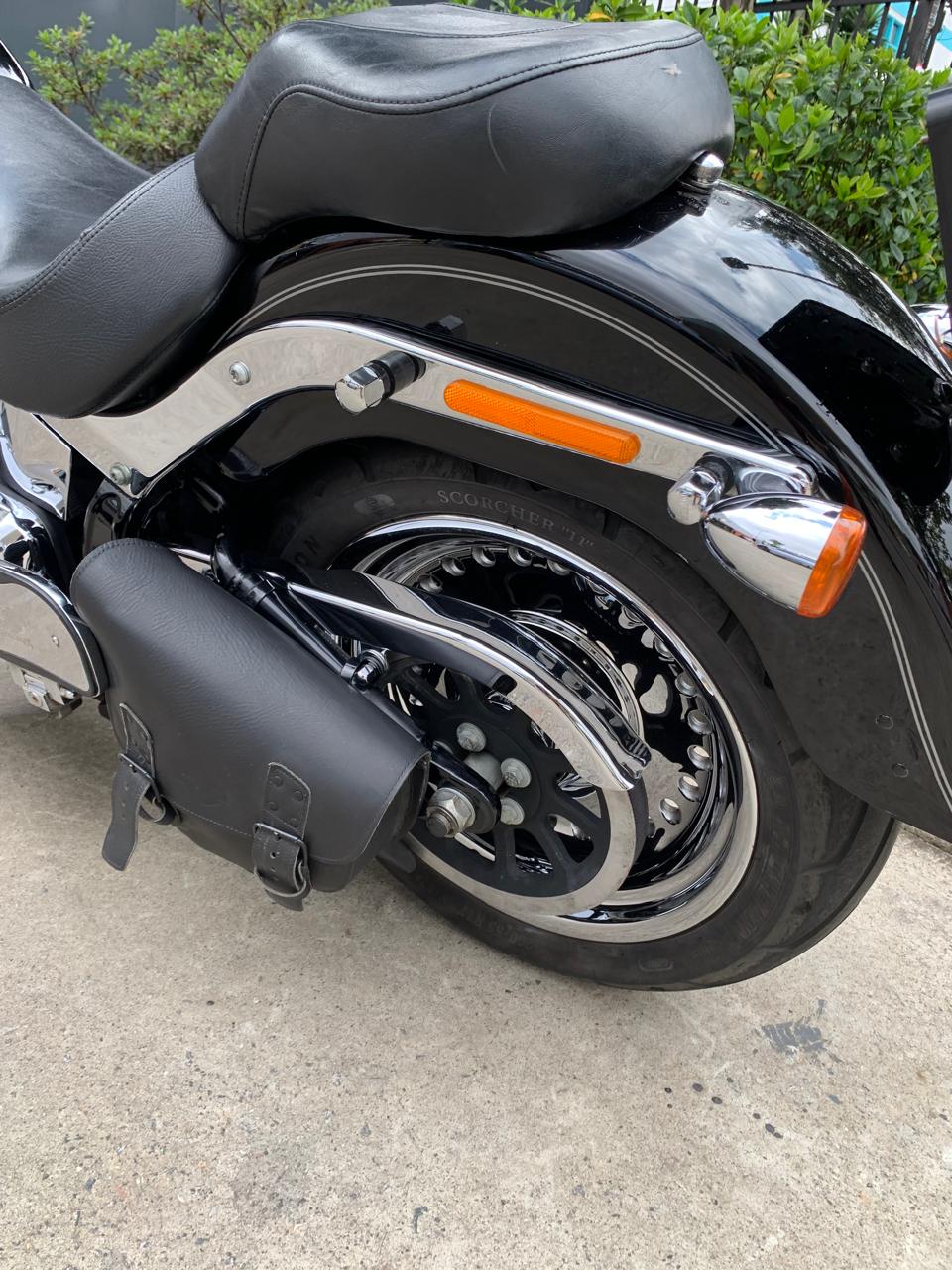 HARLEY-DAVIDSON FAT BOY FLSTF