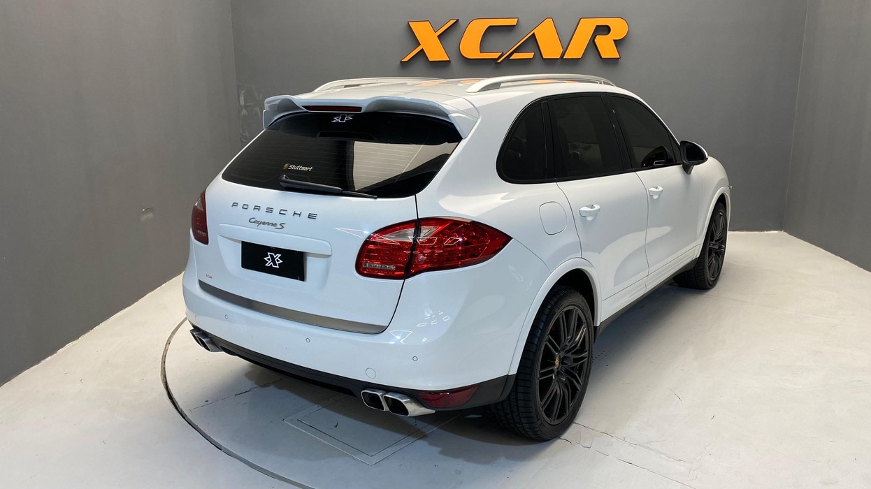 PORSCHE CAYENNE
