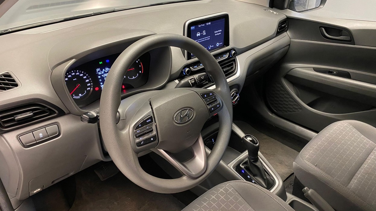 HYUNDAI HB20S