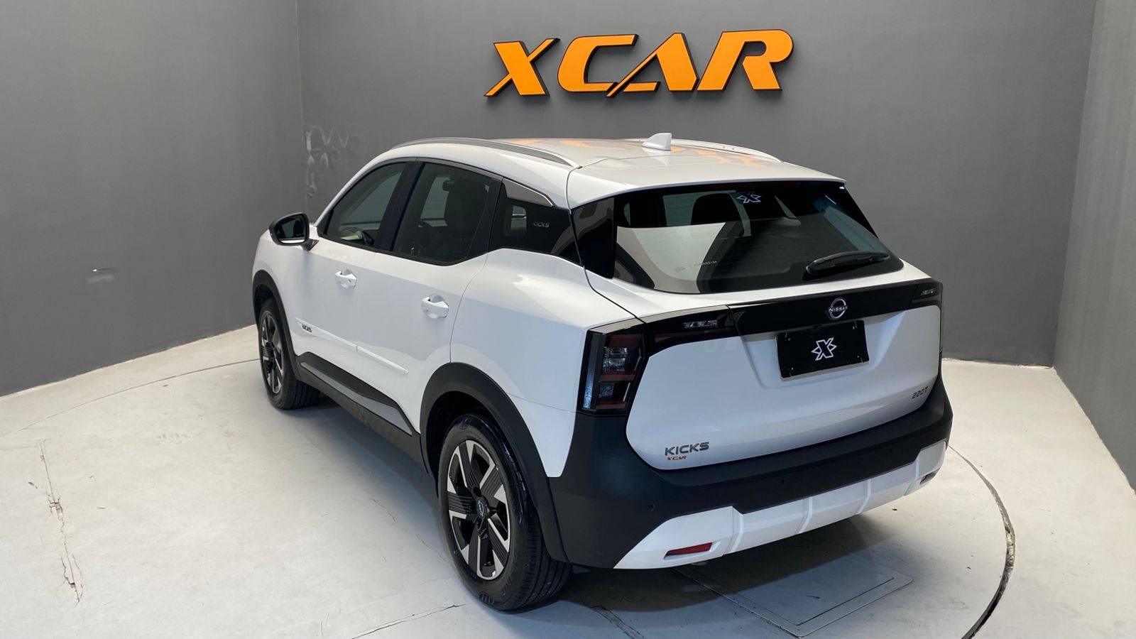 NISSAN KICKS