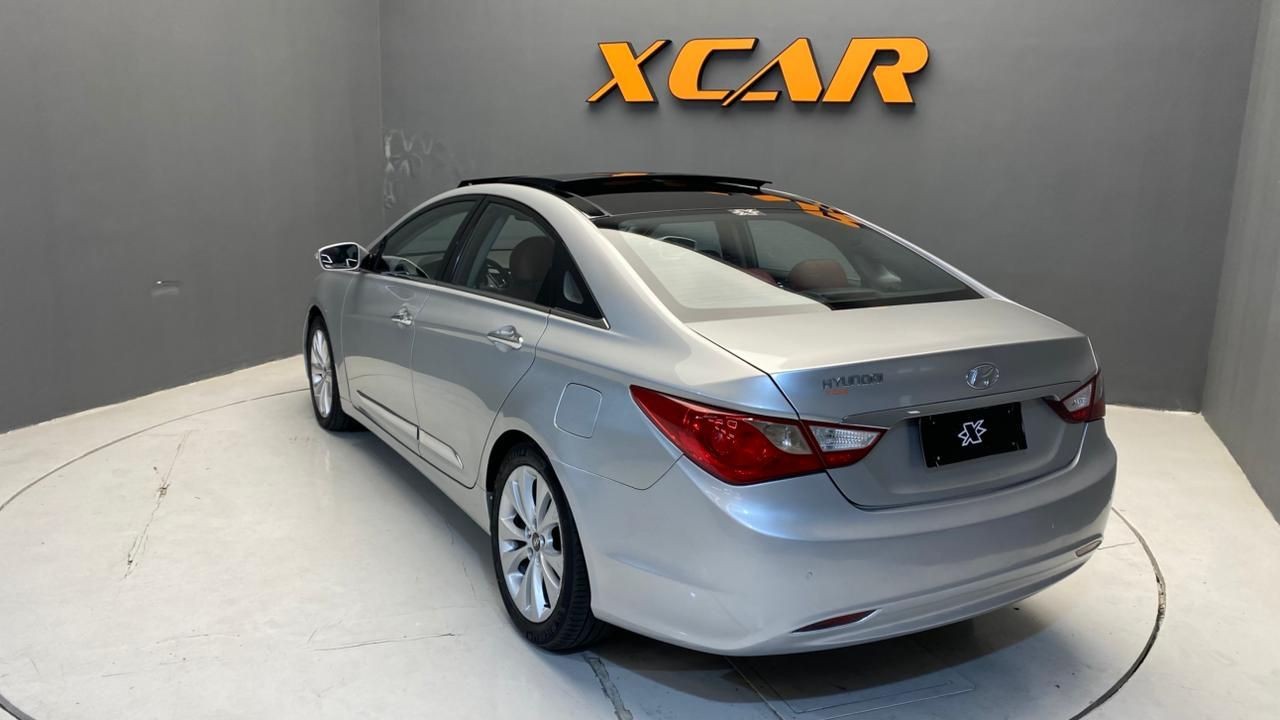 HYUNDAI SONATA