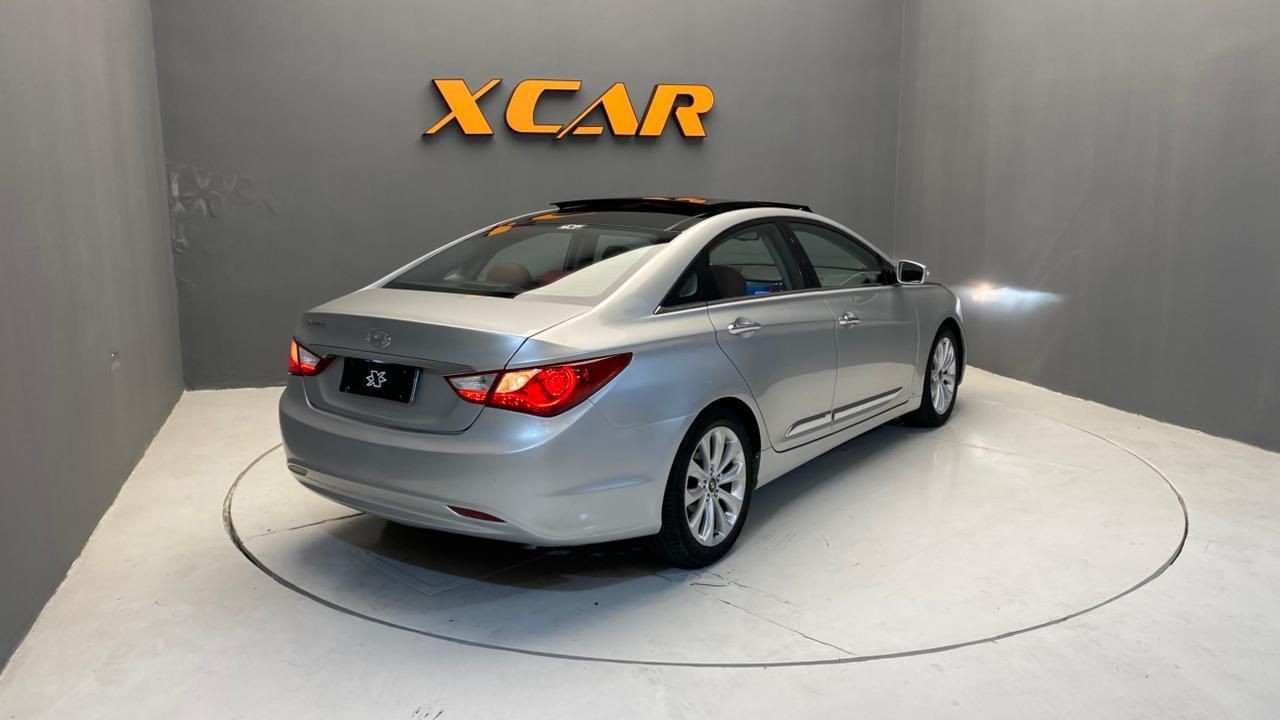 HYUNDAI SONATA