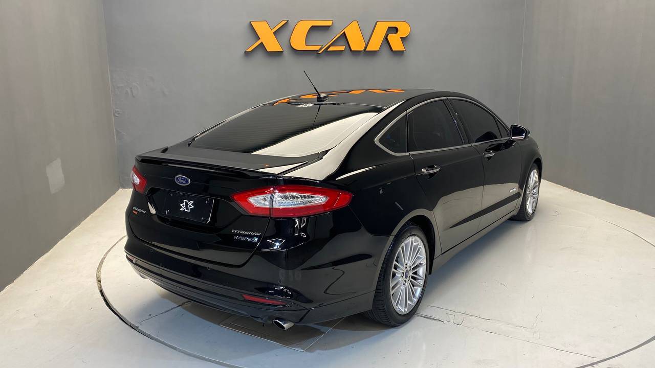 FORD FUSION