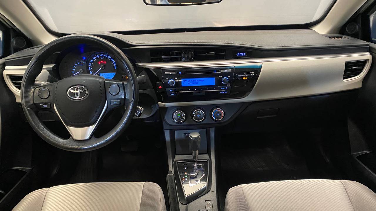 TOYOTA COROLLA