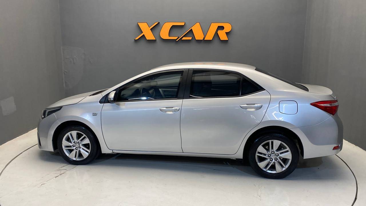 TOYOTA COROLLA