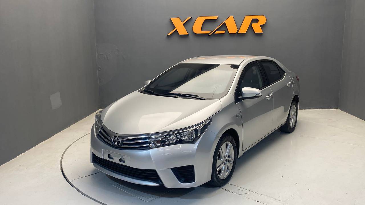 TOYOTA COROLLA