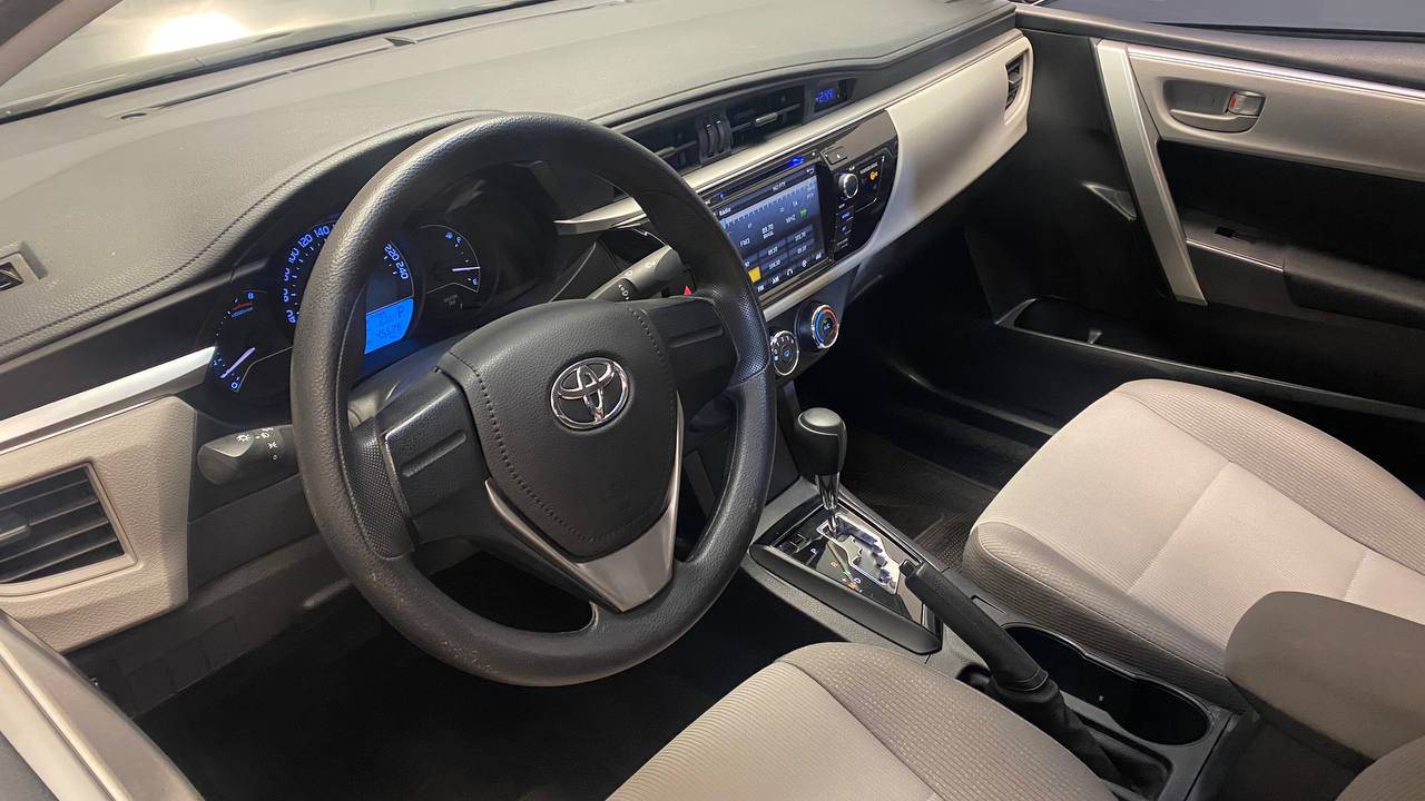 TOYOTA COROLLA