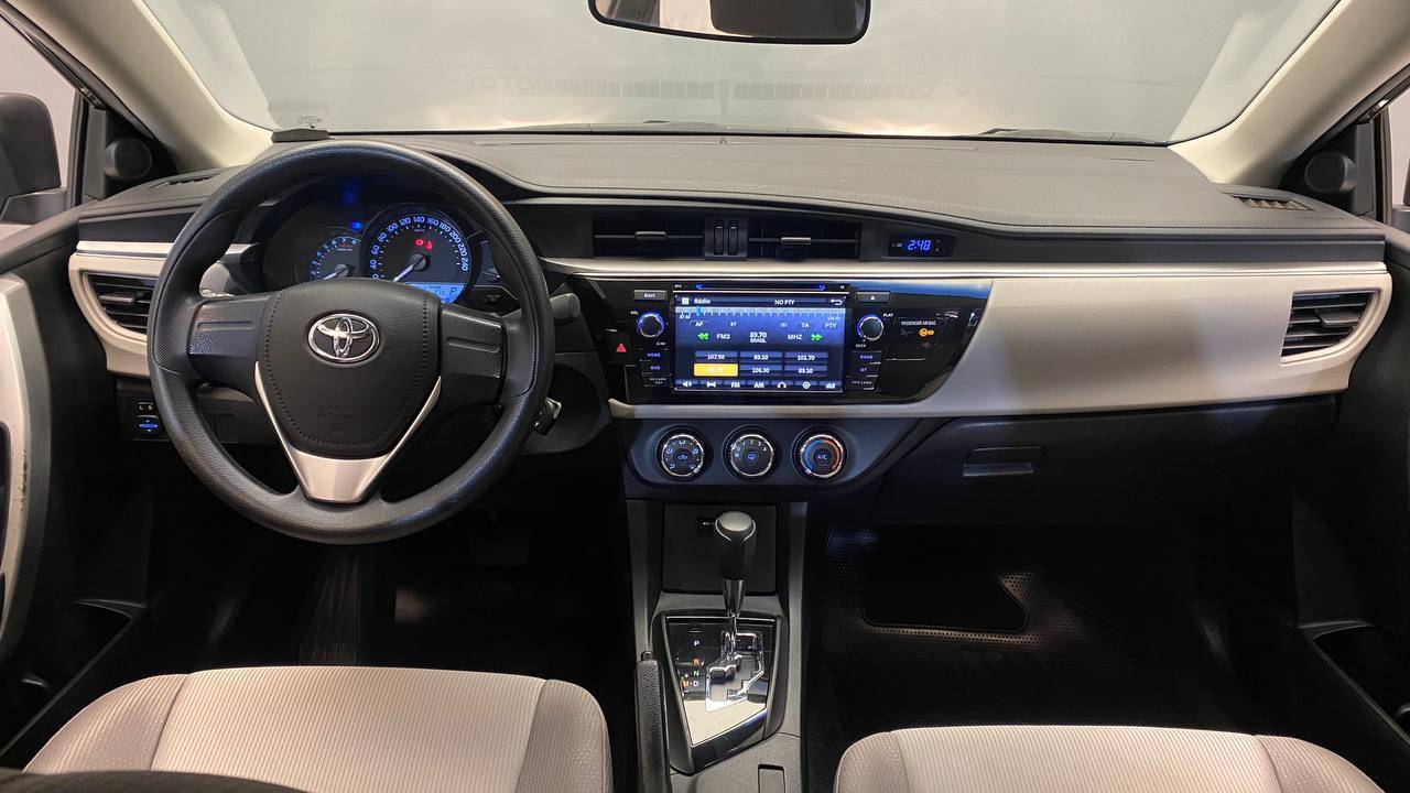 TOYOTA COROLLA