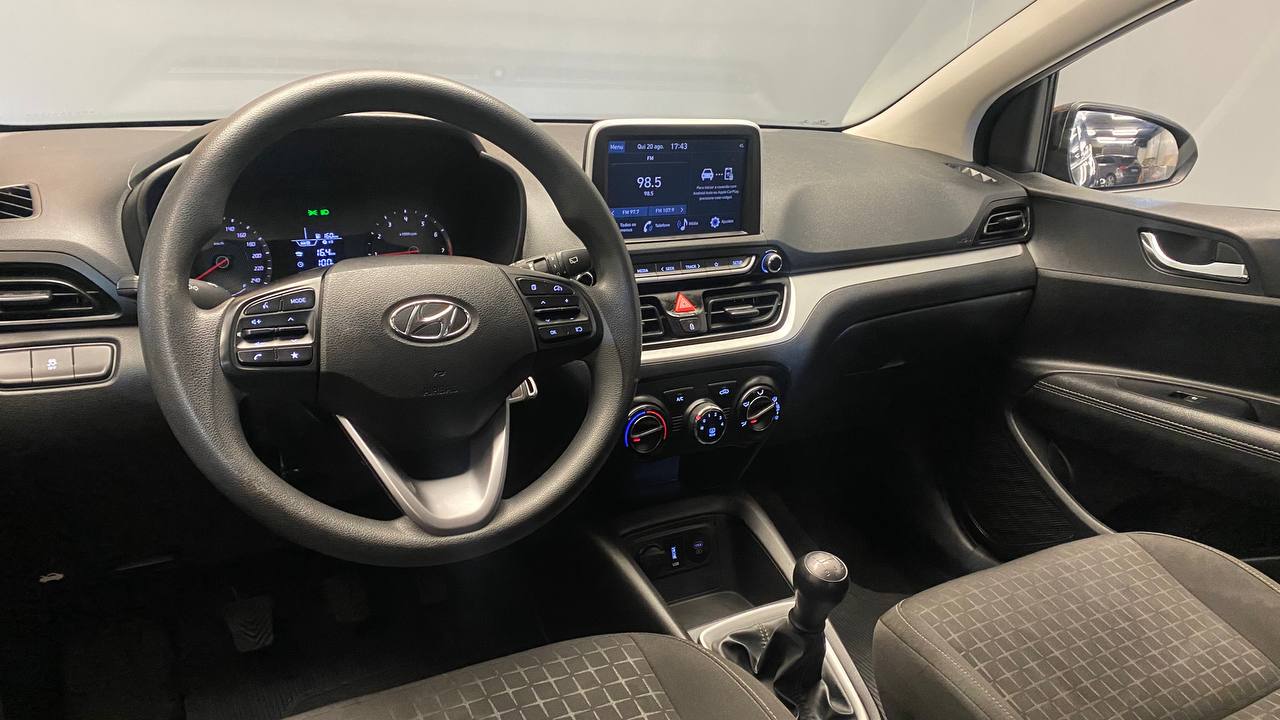 HYUNDAI HB20