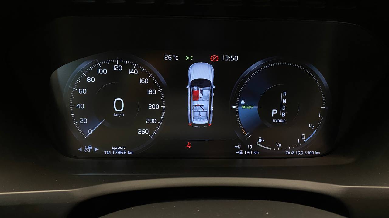 VOLVO XC90