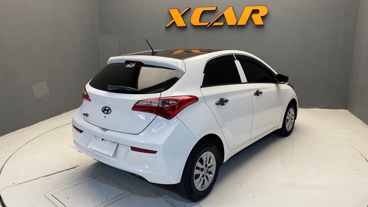 HYUNDAI HB20