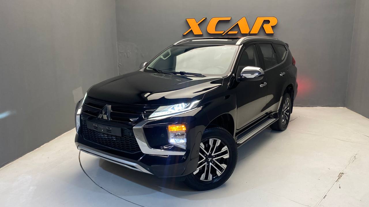 MITSUBISHI PAJERO