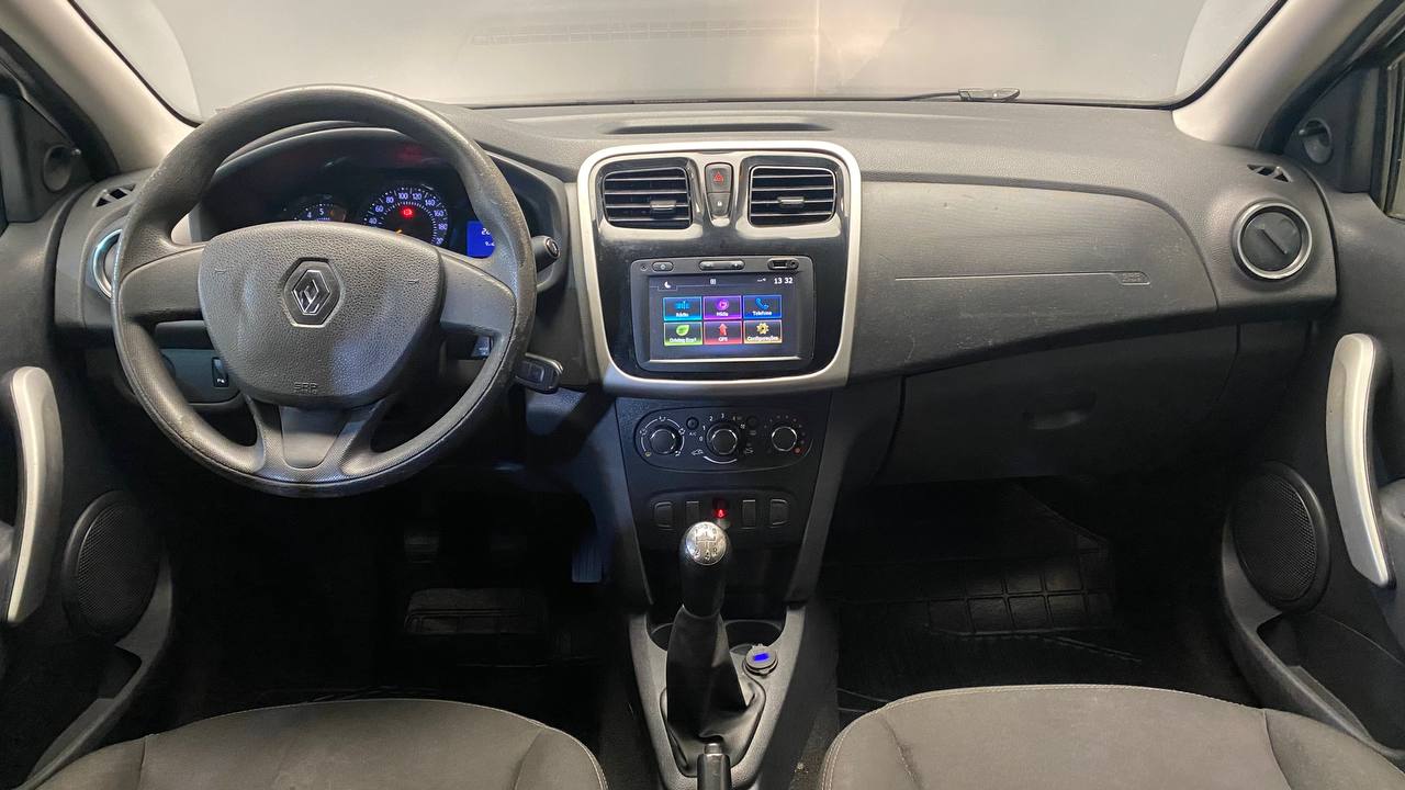 RENAULT SANDERO