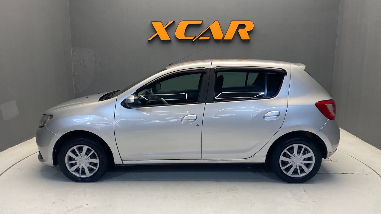 RENAULT SANDERO
