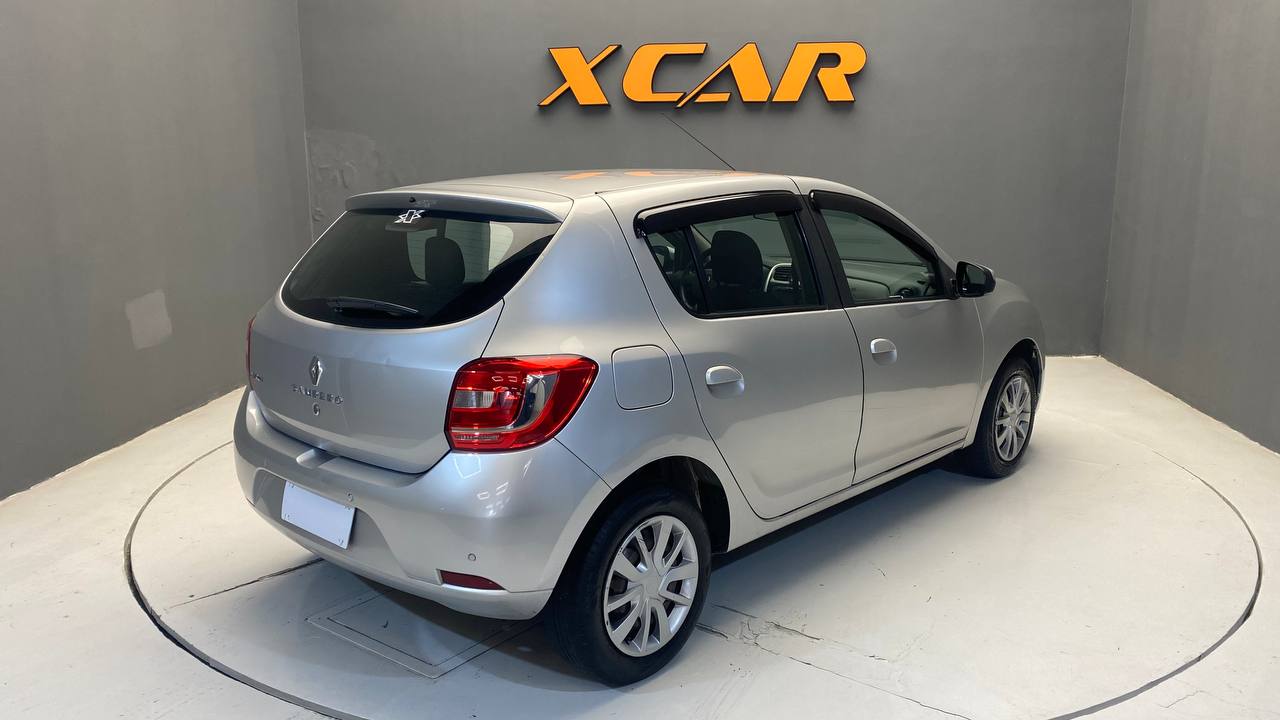 RENAULT SANDERO