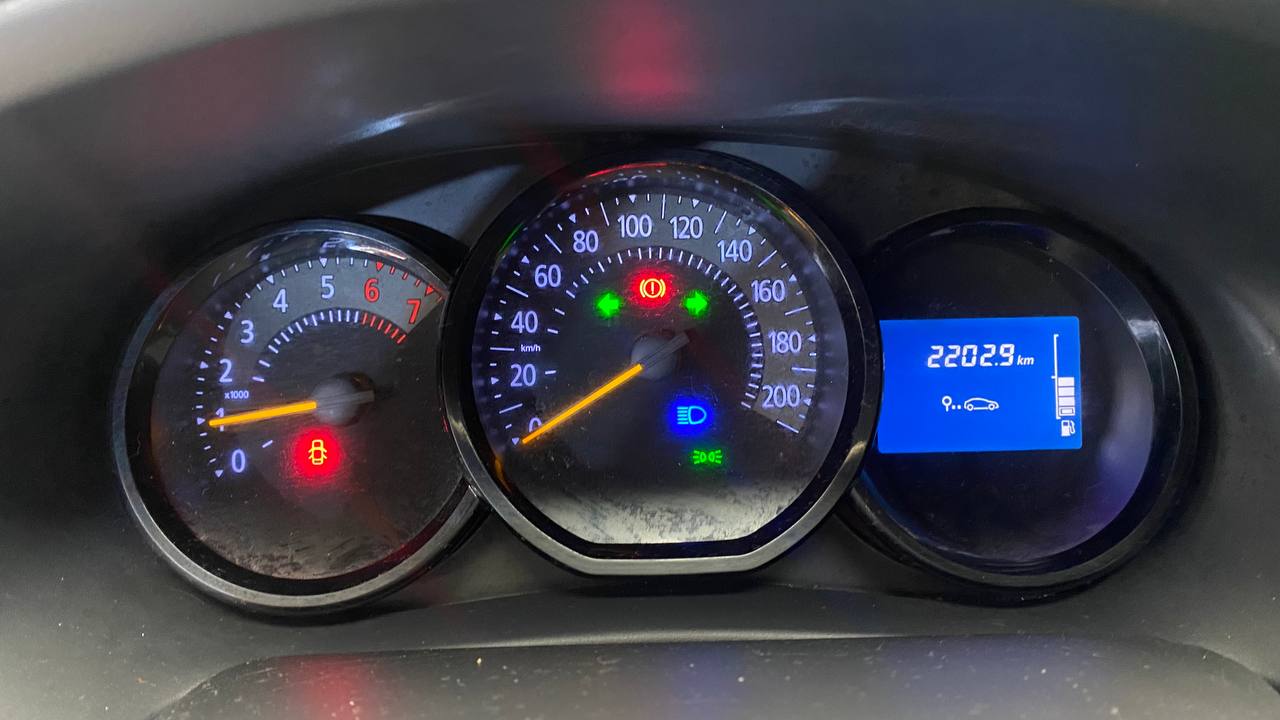 RENAULT SANDERO